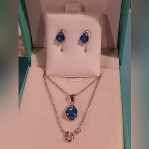 Elegant Blue Teardrop Necklace and Earring Set